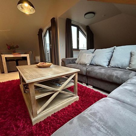 Race & Rooms Appartment Ставело Екстериор снимка