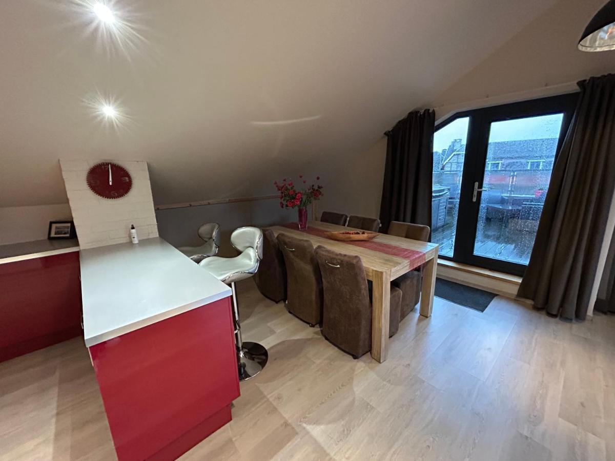 Race & Rooms Appartment Ставело Екстериор снимка