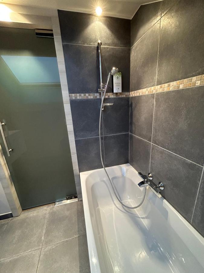 Race & Rooms Appartment Ставело Екстериор снимка